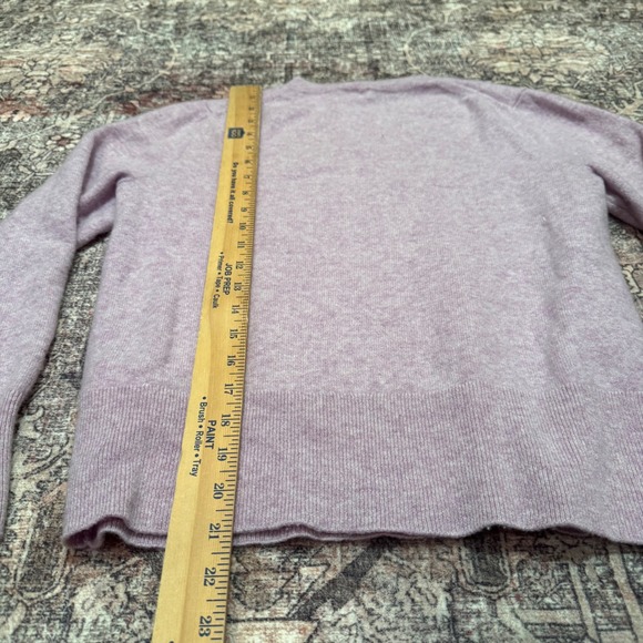 J. Crew 100% Cashmere Crewneck Sweater Lilac Purple Women's Size M - Picture 5 of 7